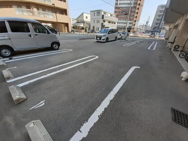 グランドール　駐車場　