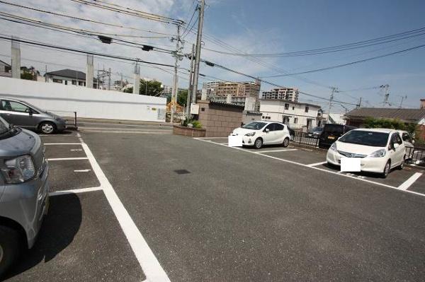 ありの実2　駐車場　