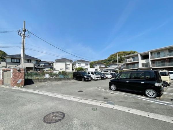 ソフィア　駐車場　