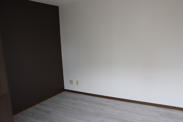 コスモハイツ中央　洋室　