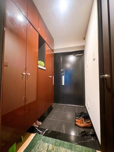 アクロス太宰府パークレジェンド　玄関　