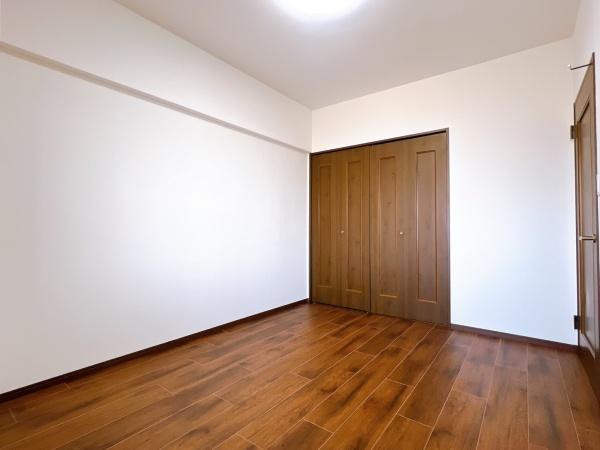 ダイアパレスパークサイド春日　洋室　