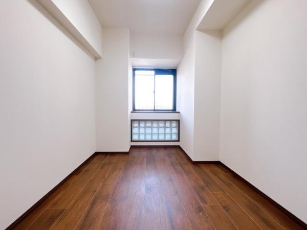 ダイアパレスパークサイド春日　洋室　