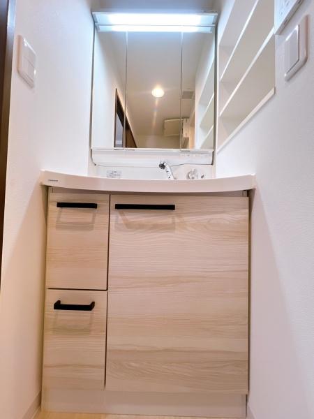 ダイアパレスパークサイド春日　洗面台・洗面所　