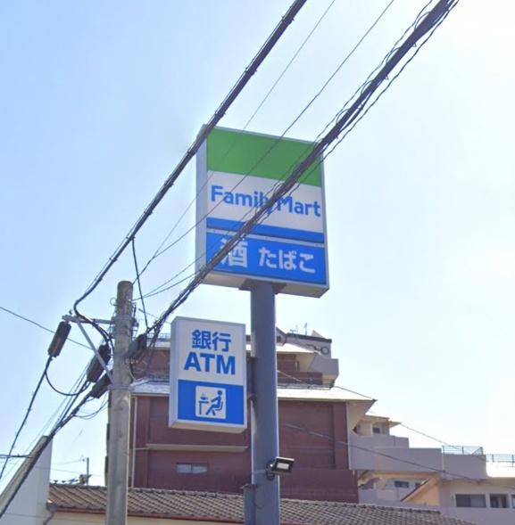 ルネッサンス21春日ザ・パーク　ファミリーマート春日下白水店（コンビニ）／400m　