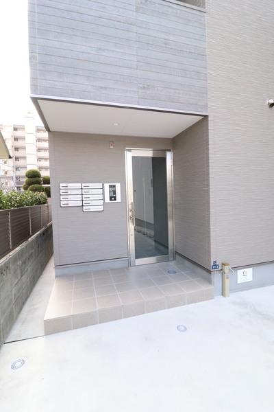 メゾンクレール博多南弐番館　エントランス　