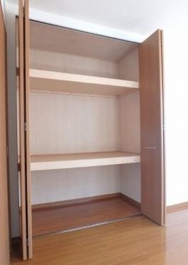 ボヌール春日原2　収納　