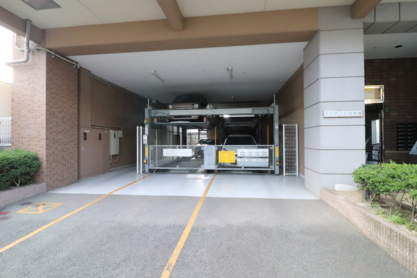 クレアーレ大野城　駐車場　