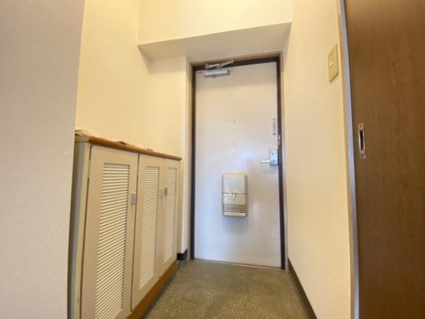 TKマンション那珂川　玄関　