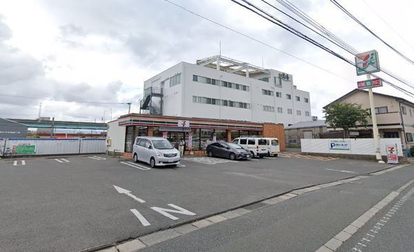 ノイエス　ラント　セブンイレブン大野城御笠川5丁目店（コンビニ）／480m　
